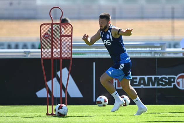 Hasan KURUCAY (GE) Training des FC Schalke 04 (GE) am 29.07.2026 auf dem Trainingsgelaende in Gelsenkirchen Deutschland. Â *** Hasan KURUCAY, FC Schalke 04 GE, training on July 29, 2026, at the training facility in Gelsenkirchen, Germany Â