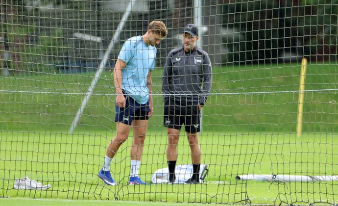 Trainer Stefan Leitl redet mit Marton Dardai Fußball Fussball Saison 2026 2027 2.Bundesliga Herren DFL 29.07.2026 Training Hertha BSC Berlin DFL regulations prohibit any use of photographs as image sequences and or quasi-video. *** Coach Stefan Leitl talks with Marton Dardai Sports Soccer Soccer 2026–2027 Season 2. Bundesliga Men s DFL July 29, 2026 Training Hertha BSC Berlin DFL regulations prohibit any use of photographs as image sequences and or quasi-video
