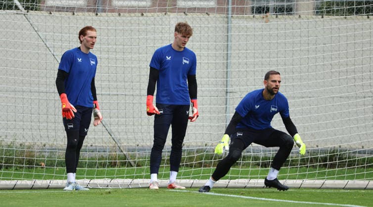 Torwart Konstantin Heide, Torwart Tim Goller, Torwart Marius Gersbeck Fußball Fussball Saison 2026 2027 2.Bundesliga Herren DFL 29.07.2026 Training Hertha BSC Berlin DFL regulations prohibit any use of photographs as image sequences and or quasi-video. *** Goalkeeper Konstantin Heide, Goalkeeper Tim Goller, Goalkeeper Marius Gersbeck Sports Soccer Soccer 2026–2027 Season 2. Bundesliga Men s DFL July 29, 2026 Training Hertha BSC Berlin DFL regulations prohibit any use of photographs as image sequences and or quasi-video