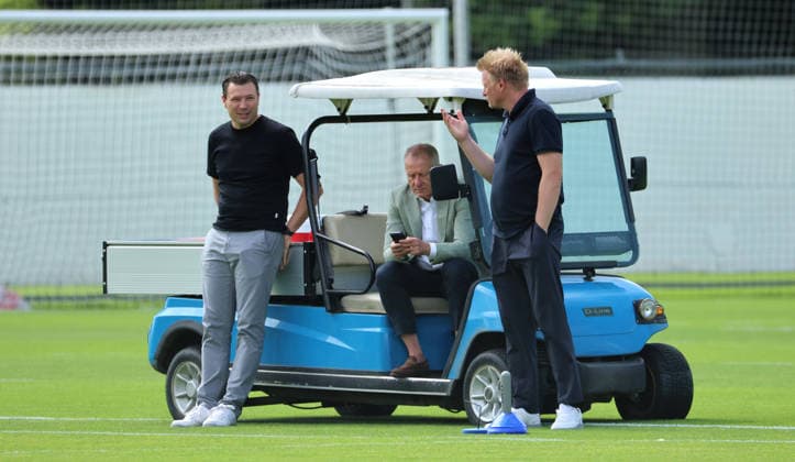 Sportdirektor Benjamin Weber, Geschäftsführer Dr. Peter Görlich, Kaderplaner Bastian Huber Fußball Fussball Saison 2026 2027 2.Bundesliga Herren DFL 29.07.2026 Training Hertha BSC Berlin DFL regulations prohibit any use of photographs as image sequences and or quasi-video. *** Sports Director Benjamin Weber, Managing Director Dr. Peter Görlich, Squad Planner Bastian Huber; Sports; Soccer; Soccer Season 2026–2027; 2. Bundesliga Men; DFL; July 29, 2026; Training; Hertha BSC Berlin; DFL regulations prohibit any use of photographs as image sequences and or quasi-video