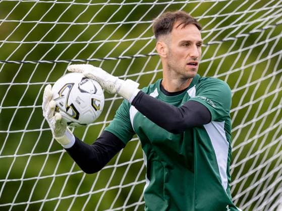 Raphael Sallinger of Hibernian during a training session ahead of the clash with KF Malisheva Hibernian Training, Football, Hibernian Training Centre, Edinburgh, Scotland, UK - 29 Jul 2026Edinburgh Hibernian Training Centre Scotland United Kingdom EDITORIAL USE ONLY No use with unauthorised audio, video, data, fixture lists, club league logos or live services. Online in-match use limited to 120 images, no video emulation. No use in betting, games or single club league player publications.  Copyright: xAlanxRennie Shutterstockx 17016053bm