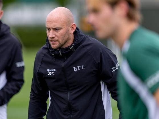 David Gray manager of Hibernian during a training session ahead of the clash with KF Malisheva Hibernian Training, Football, Hibernian Training Centre, Edinburgh, Scotland, UK - 29 Jul 2026Edinburgh Hibernian Training Centre Scotland United Kingdom EDITORIAL USE ONLY No use with unauthorised audio, video, data, fixture lists, club league logos or live services. Online in-match use limited to 120 images, no video emulation. No use in betting, games or single club league player publications.  Copyright: xAlanxRennie Shutterstockx 17016053ch