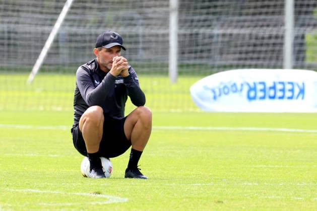 29.07.2026, DEU GER, Fussball , 2.Fussballbundesliga 2026 2027 (im Ligabetrieb zusätzlich: Spieltag, Saison 20xx 20xx), Berliner Olympiastadion, Hertha BSC, Training Cheftrainer Stefan Leitl (Hertha BSC Berlin), Freisteller, 2. Liga: DFB DFL regulations prohibit any use of photographs as image sequences and or quasi-video) Nordphoto Berlin Sportforum Berlin Deutschland *** July 29, 2026, Germany, Soccer, 2026–2027 Bundesliga 2: Additional matchday in the league schedule, 20xx–20xx season, Berlin Olympic Stadium, Hertha BSC, Head Coach Stefan Leitl leading training at Hertha BSC Berlin, cutout, 2nd Division. DFB and DFL regulations prohibit any use of photographs as image sequences and or quasi-video. Nordphoto Berlin, Sportforum Berlin, Germany Copyright: xNordphotox xEnglerx