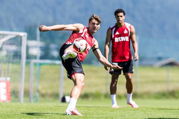 ST. JOHANN IN TIROL, AUSTRIA - JULY 29: Joel Schmied (1. FC Koeln, 2) shooting the ball during a training session at trainings camp in Kitzbuehel of season 2026 27 at Koasastadion on July 29, 2026 in St. Johann in Tirol, Austria. Austria Copyright: xSteffiexWunderlx