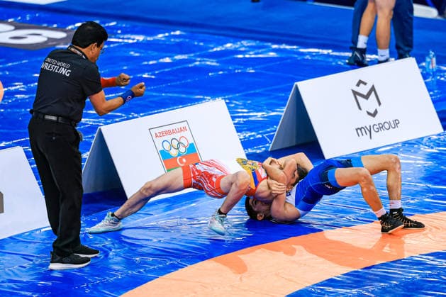 U17, U 17 Wrestling World Championships 45kg GR - Arsan Aliev (RUS) df. Vazgen Vardanyan (ARM) *** U17 Wrestling World Championships, 45 kg Greco-Roman: Arsan Aliev (RUS) defeated Vazgen Vardanyan (ARM) Copyright: xUnitedxWorldxWrestlingx xAmirrezx UWW-U17-WC-BAKU-2026