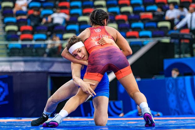 U17, U 17 Wrestling World Championships 57kg WW - Gurleen Kaur Dhillon (CAN) df. Ana Rachiteanu (MDA) *** U17 Wrestling World Championships, 57kg WW: Gurleen Kaur Dhillon (CAN) defeated Ana Rachiteanu (MDA) by fall Copyright: xUnitedxWorldxWrestlingx xAmirrezx UWW-U17-WC-BAKU-2026