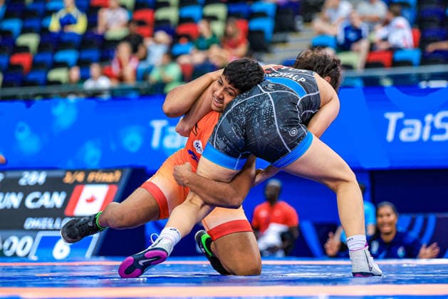 U17, U 17 Wrestling World Championships 57kg WW - Nikita Sehrawat (IND) df. Su Soyalp (TUR) *** U17 Wrestling World Championships, 57 kg WW: Nikita Sehrawat (IND) def. Su Soyalp (TUR) Copyright: xUnitedxWorldxWrestlingx xAmirrezx UWW-U17-WC-BAKU-2026