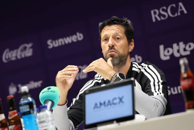 Anderlecht s head coach Vitor Bruno gestures during a press conference, PK, Pressekonferenz of Belgian RSC Anderlecht, Wednesday 29 July 2026 in Brussels, in preparations of the second leg of the second qualifying round for the UEFA Europa League against Swedish Hammarby IF. VIRGINIExLEFOUR  x182304160x