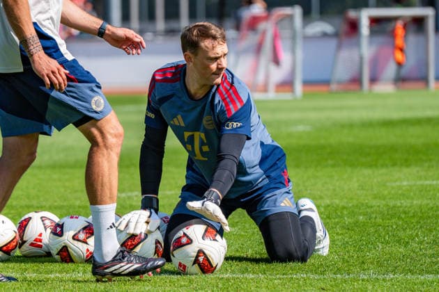 Trainingslager, FC Bayern München am 29.07.2026 in Rottach-Egern Manuel Neuer im Torwarttraining *** Training camp, FC Bayern Munich on July 29, 2026, in Rottach-Egern: Manuel Neuer during goalkeeper training Copyright: xBahhoxKarax