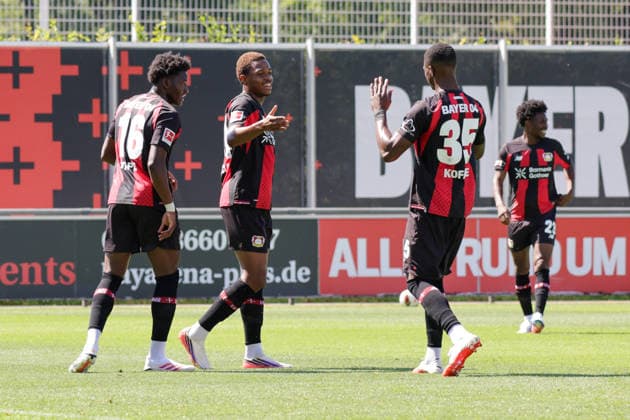 29.07.2026, xgrfx, Fussball Testspiel, Bayer 04 Leverkusen - KRC Genk v.l. Tor, Jeanuel Belocian zum 1:0 (Bayer Leverkusen) (DFL DFB REGULATIONS PROHIBIT ANY USE OF PHOTOGRAPHS as IMAGE SEQUENCES and or QUASI-VIDEO) Leverkusen *** July 29, 2026, xgrfx, Soccer Friendly Match, Bayer 04 Leverkusen vs. KRC Genk, Goal, Jeanuel Belocian scores the 1–0 goal for Bayer Leverkusen. DFL and DFB regulations prohibit any use of photographs as image sequences and or quasi-video. Leverkusen