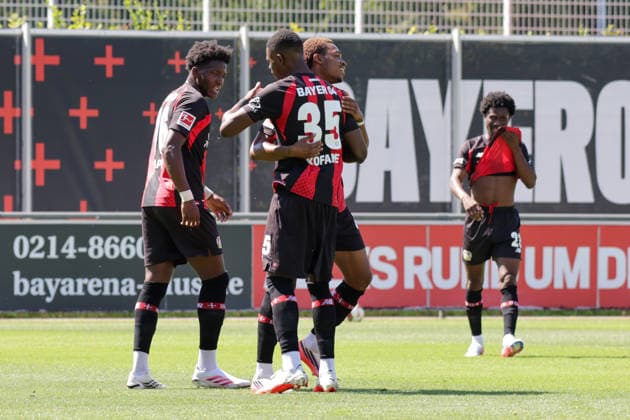 29.07.2026, xgrfx, Fussball Testspiel, Bayer 04 Leverkusen - KRC Genk v.l. Tor, Jeanuel Belocian zum 1:0 (Bayer Leverkusen) (DFL DFB REGULATIONS PROHIBIT ANY USE OF PHOTOGRAPHS as IMAGE SEQUENCES and or QUASI-VIDEO) Leverkusen *** July 29, 2026, xgrfx, Soccer Friendly Match, Bayer 04 Leverkusen vs. KRC Genk, Goal, Jeanuel Belocian scores the 1–0 goal for Bayer Leverkusen. DFL and DFB regulations prohibit any use of photographs as image sequences and or quasi-video. Leverkusen