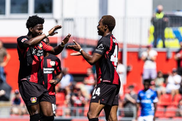 Testspiel: Bayer 04 Leverkusen - KRC Genk; 29.07.2026 Bayer 04 Leverkusen bejubelt das Tor, 1:0 durch Jeanuel Belocian (Bayer 04 Leverkusen, 44) Testspiel: Bayer 04 Leverkusen - KRC Genk; Ulrich-Haberland-Stadion, Leverkusen; 29.07.2026 *** Friendly Match: Bayer 04 Leverkusen vs. KRC Genk, July 29, 2026. Bayer 04 Leverkusen celebrates the goal, 1–0 by Jeanuel Belocian of Bayer 04 Leverkusen, 44th minute of the friendly match between Bayer 04 Leverkusen and KRC Genk at Ulrich Haberland Stadium, Leverkusen, July 29, 2026 Copyright: xBEAUTIFULxSPORTS Buriakovx