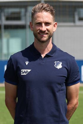 23.07.2026, xrekx, Fussball 1.Bundesliga, TSG 1899 Hoffenheim - Fototermin Saison 2026 27 v.l. Martin Seiler Athletiktrainer (TSG Hoffenheim) (DFL DFB REGULATIONS PROHIBIT ANY USE OF PHOTOGRAPHS as IMAGE SEQUENCES and or QUASI-VIDEO) Sinsheim *** July 23, 2026, xrekx, Soccer, Bundesliga 1, TSG 1899 Hoffenheim Photo Session, 2026–27 Season; from left: Martin Seiler, athletic trainer at TSG Hoffenheim. DFL and DFB regulations prohibit any use of photographs as image sequences and or quasi-video. Sinsheim