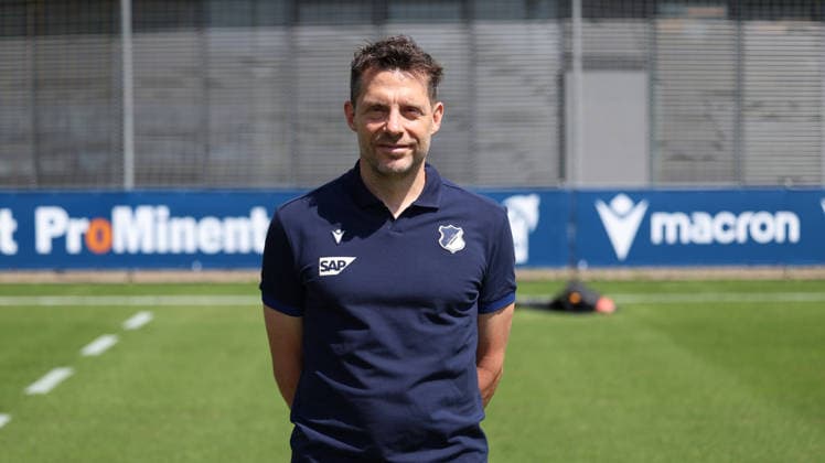 23.07.2026, xrekx, Fussball 1.Bundesliga, TSG 1899 Hoffenheim - Fototermin Saison 2026 27 v.l. Peter Geigle Medizinischer Leiter Physiotherapie (TSG Hoffenheim) (DFL DFB REGULATIONS PROHIBIT ANY USE OF PHOTOGRAPHS as IMAGE SEQUENCES and or QUASI-VIDEO) Sinsheim *** July 23, 2026, xrekx, Soccer, Bundesliga 1, TSG 1899 Hoffenheim Photo Session, 2026–27 Season, from left: Peter Geigle, Head of Physical Therapy at TSG Hoffenheim. DFL and DFB regulations prohibit any use of photographs as image sequences and or quasi-video. Sinsheim