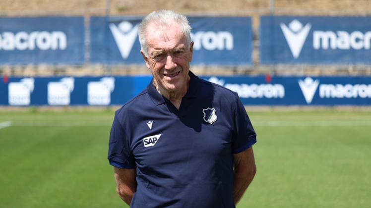 23.07.2026, xrekx, Fussball 1.Bundesliga, TSG 1899 Hoffenheim - Fototermin Saison 2026 27 v.l. Heinz Seyfert Zeugwart (TSG Hoffenheim) (DFL DFB REGULATIONS PROHIBIT ANY USE OF PHOTOGRAPHS as IMAGE SEQUENCES and or QUASI-VIDEO) Sinsheim *** July 23, 2026, xrekx, Soccer, Bundesliga 1, TSG 1899 Hoffenheim Photo Session, 2026–27 Season, from left: Heinz Seyfert, Equipment Manager, TSG Hoffenheim. DFL and DFB regulations prohibit any use of photographs as image sequences and or quasi-video. Sinsheim