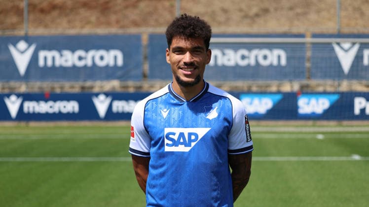 23.07.2026, xrekx, Fussball 1.Bundesliga, TSG 1899 Hoffenheim - Fototermin Saison 2026 27 v.l. Valentin Gendrey (TSG Hoffenheim) (DFL DFB REGULATIONS PROHIBIT ANY USE OF PHOTOGRAPHS as IMAGE SEQUENCES and or QUASI-VIDEO) Sinsheim *** July 23, 2026, xrekx, Soccer, Bundesliga 1, TSG 1899 Hoffenheim Photo Session, 2026–27 Season, from left: Valentin Gendrey, TSG Hoffenheim. DFL and DFB regulations prohibit any use of photographs as image sequences and or quasi-video. Sinsheim