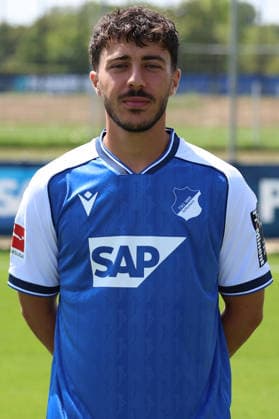 23.07.2026, xrekx, Fussball 1.Bundesliga, TSG 1899 Hoffenheim - Fototermin Saison 2026 27 v.l. Umut Tohumcu (TSG Hoffenheim) (DFL DFB REGULATIONS PROHIBIT ANY USE OF PHOTOGRAPHS as IMAGE SEQUENCES and or QUASI-VIDEO) Sinsheim *** July 23, 2026, xrekx, Soccer, Bundesliga 1, TSG 1899 Hoffenheim Photo Session, 2026–27 Season, from left: Umut Tohumcu, TSG Hoffenheim. DFL and DFB regulations prohibit any use of photographs as image sequences and or quasi-video. Sinsheim