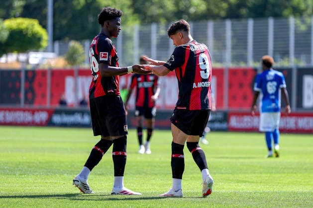 29.07.2026, Fußball, Bayer 04 Leverkusen - KRC Genk, Testspiel, Saison 2026 2027 im Ulrich-Haberland-Stadion: Torjubel nach dem Tor zum 3:0 durch Torschütze Afonso Moreira (Bayer04 Leverkusen 09) zusammen mit Axel Tape (Bayer04 Leverkusen 16) DFB regulations prohibit any use of photographs as image sequences and or quasi-video. Nordrhein-Westfalen Deutschland *** July 29, 2026, Soccer, Bayer 04 Leverkusen vs. KRC Genk, Friendly Match, 2026–2027 season at Ulrich Haberland Stadium; celebration after the 3–0 goal by Afonso Moreira (Bayer 04 Leverkusen ’09) alongside Axel Tape (Bayer 04 Leverkusen ’16); DFB regulations prohibit any use of photographs as image sequences and or quasi-video; North Rhine-Westphalia Westphalia, Germany