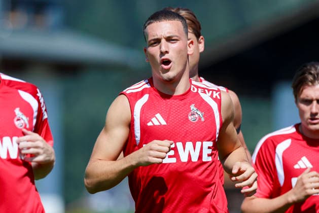 Said El Mala (1. FC Köln) schaut waehrend des Trainingslagers vom 1. FC Köln, Koasastadion am 29. July 2026 in St. Johann in Tirol, Österreich. (Foto von Marco Steinbrenner DeFodi Images) +++ Said El Mala (1. FC Köln) looks on during the 1. FC Köln Training camp at Koasastadion on July 29, 2026 in St. Johann in Tirol, Austria. (Photo by Marco Steinbrenner DeFodi Images) - *** Said El Mala of 1 FC Köln looks on during the 1 FC Köln training camp, Koasastadion on July 29, 2026, in St. Johann in Tirol, Austria. Photo by Marco Steinbrenner, DeFodi Images. Said El Mala of 1 FC Köln looks on during the 1 FC Köln training camp at Koasastadion on July 29, 2026 in St. Johann in Tirol, Austria. Photo by Marco Steinbrenner, DeFodi Images