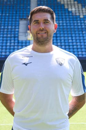 29.07.2026, Fussball, Saison 2026 2027, Porträttermin VfL Bochum, Co-Trainer Alessandro Riedle (VfL Bochum) Bochum Ruhrstadion Deutschland xRHR-FOTOx *** July 29, 2026, Soccer, 2026–2027 Season, VfL Bochum Photo Shoot, Assistant Coach Alessandro Riedle, VfL Bochum, Bochum, Ruhrstadion, Germany, xRHR PHOTOx Copyright: RHR-FOTOx RHR-FOTO
