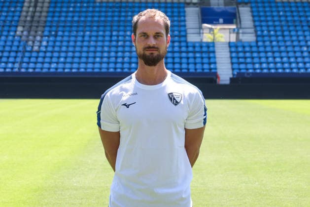 29.07.2026, Fussball, Saison 2026 2027, Porträttermin VfL Bochum, Alexander Bülow (VfL Bochum) Bochum Ruhrstadion Deutschland xRHR-FOTOx *** July 29, 2026, Soccer, 2026–2027 Season, VfL Bochum Photo Shoot, Alexander Bülow, VfL Bochum, Bochum, Ruhrstadion, Germany, xRHR PHOTOx Copyright: RHR-FOTOx RHR-FOTO