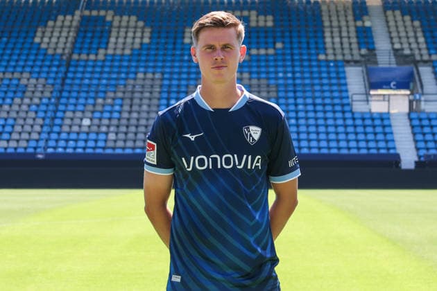 29.07.2026, Fussball, Saison 2026 2027, Porträttermin VfL Bochum, Oliver Olsen (VfL Bochum) Bochum Ruhrstadion Deutschland xRHR-FOTOx *** July 29, 2026, Soccer, 2026–2027 Season, VfL Bochum Photo Shoot, Oliver Olsen, VfL Bochum, Bochum, Ruhrstadion, Germany, xRHR PHOTOx Copyright: RHR-FOTOx RHR-FOTO