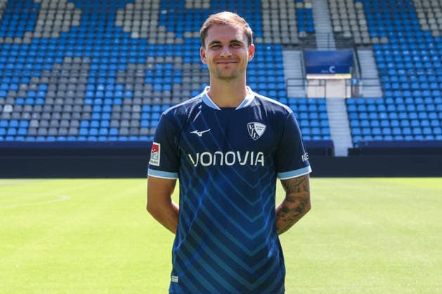 29.07.2026, Fussball, Saison 2026 2027, Porträttermin VfL Bochum, Michael Steinwender (VfL Bochum) Bochum Ruhrstadion Deutschland xRHR-FOTOx *** July 29, 2026, Soccer, 2026–2027 Season, VfL Bochum Photo Shoot, Michael Steinwender, VfL Bochum, Bochum, Ruhrstadion, Germany, xRHR PHOTOx Copyright: RHR-FOTOx RHR-FOTO