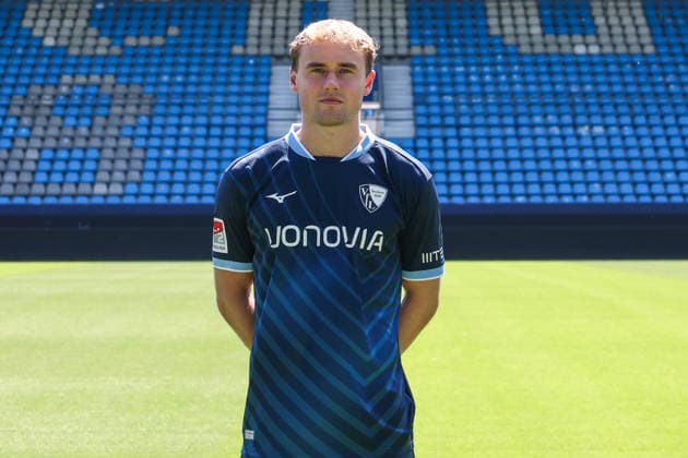 29.07.2026, Fussball, Saison 2026 2027, Porträttermin VfL Bochum, Mikkel Ragneberg (VfL Bochum) Bochum Ruhrstadion Deutschland xRHR-FOTOx *** July 29, 2026, Soccer, 2026–2027 Season, VfL Bochum Photo Shoot, Mikkel Ragneberg, VfL Bochum, Bochum, Ruhrstadion, Germany, xRHR PHOTOx Copyright: RHR-FOTOx RHR-FOTO