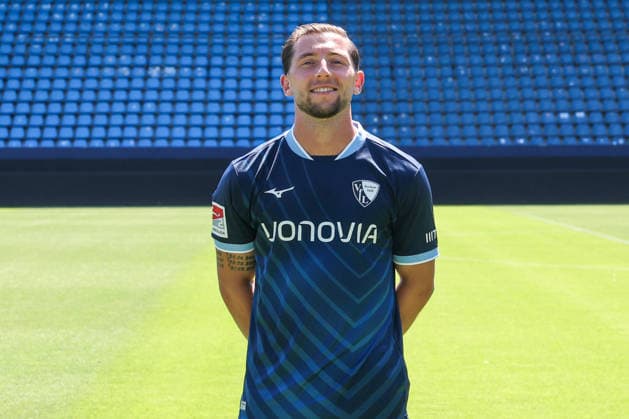 29.07.2026, Fussball, Saison 2026 2027, Porträttermin VfL Bochum, Maximilian Wittek (VfL Bochum) Bochum Ruhrstadion Deutschland xRHR-FOTOx *** July 29, 2026, Soccer, 2026–2027 Season, VfL Bochum Photo Shoot, Maximilian Wittek, VfL Bochum, Bochum, Ruhrstadion, Germany, xRHR PHOTOx Copyright: RHR-FOTOx RHR-FOTO