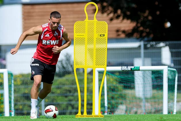 Said El Mala (1. FC Köln) kontrolliert den Ball waehrend des Trainingslagers vom 1. FC Köln, Koasastadion am 29. July 2026 in St. Johann in Tirol, Österreich. (Foto von Marco Steinbrenner DeFodi Images) +++ Said El Mala (1. FC Köln) controls the ball during the 1. FC Köln Training camp at Koasastadion on July 29, 2026 in St. Johann in Tirol, Austria. (Photo by Marco Steinbrenner DeFodi Images) - *** Said El Mala of 1 FC Köln controls the ball during the team s training camp, Koasastadion on July 29, 2026, in St. Johann in Tirol, Austria. Photo by Marco Steinbrenner, DeFodi Images. Said El Mala of 1 FC Köln controls the ball during the 1 FC Köln training camp at Koasastadion on July 29, 2026 in St. Johann in Tirol, Austria. Photo by Marco Steinbrenner, DeFodi Images