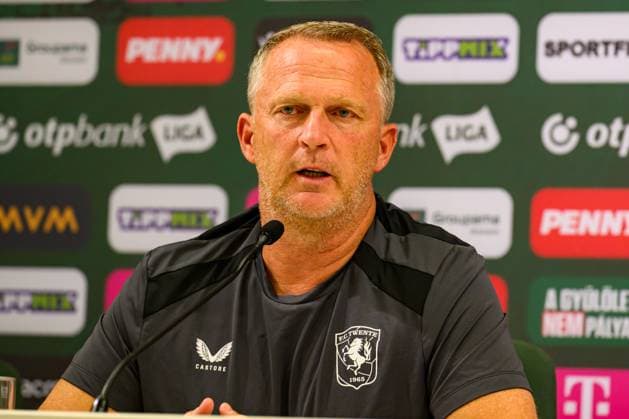 Budapest , 29-07-2026 , Groupama Arena , season 2026 2027 , UEFA Europa League play-off football , pressconference FC Twente , picture shows FC Twente coach John van den Brom Pressconference Twente in Budapest  x205307761x Copyright: