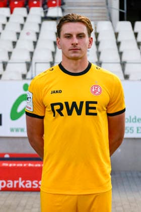 Felix Wienand; Rot-Weiss Essen; 3.Liga, Porträttermin 2026 2027 *** Felix Wienand, Rot Weiss Essen, 3rd Division, Profile Session 2026–2027