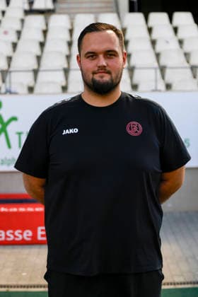 Dominik Götz ( Equipment Manager Rot-Weiss Essen ); Rot-Weiss Essen; 3.Liga, Porträttermin 2026 2027 *** Dominik Götz, Equipment Manager, Rot Weiss Essen; Rot Weiss Essen, 3rd Division; Profile Session 2026–2027