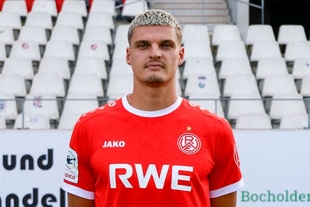 Marek Janssen; Rot-Weiss Essen; 3.Liga, Porträttermin 2026 2027 *** Marek Janssen, Rot Weiss Essen, 3rd Division, Profile Session 2026–2027