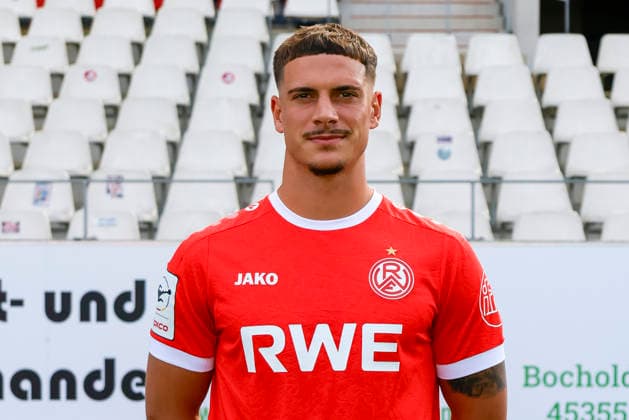 Luca Bazzoli; Rot-Weiss Essen; 3.Liga, Porträttermin 2026 2027 *** Luca Bazzoli, Rot Weiss Essen, 3rd Division, Profile Session 2026–2027
