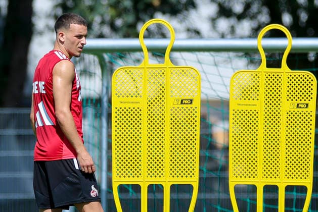 Said El Mala (1. FC Köln) schaut enttäuscht, Tag 6, Trainingslager 1. FC Köln, Koasastadion am 29. July 2026 in St. Johann in Tirol, Österreich. (Foto von Marco Steinbrenner DeFodi Images) Said El Mala (1. FC Köln) looks dejected, Tag 6, Trainingslager 1. FC Köln, Koasastadion, July 29, 2026 in St. Johann in Tirol, Austria. (Photo by Marco Steinbrenner DeFodi Images) - *** Said El Mala of 1. FC Köln looks disappointed, Day 6, 1. FC Köln training camp, Koasa Stadium on July 29, 2026, in St. Johann in Tirol, Austria. Photo by Marco Steinbrenner, DeFodi Images. Said El Mala of 1. FC Köln looks dejected, Day 6, 1. FC Köln Training Camp, Koasa Stadium, July 29, 2026, in St. Johann in Tirol, Austria. Photo by Marco Steinbrenner, DeFodi Images