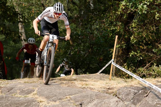 29.07.2026, Monteceneri, Monteceneri, 2026 UEC MTB European Championship, EM, Europameisterschaft XCC Qualifications Men Junior, Head 1, Elias Hückmann 6 (GER) leading the head Monteceneri Monteceneri Ticino Switzerland *** July 29, 2026, Monteceneri, Monteceneri, 2026 UEC MTB European Championship XCC Qualifications Men s Junior, Heat 1, Elias Hückmann (6, GER) leading the heat in Monteceneri, Monteceneri, Ticino, Switzerland Copyright: xJustPictures.ch FrancescoxMinghettix jp-en-FrMi-_NG_0415