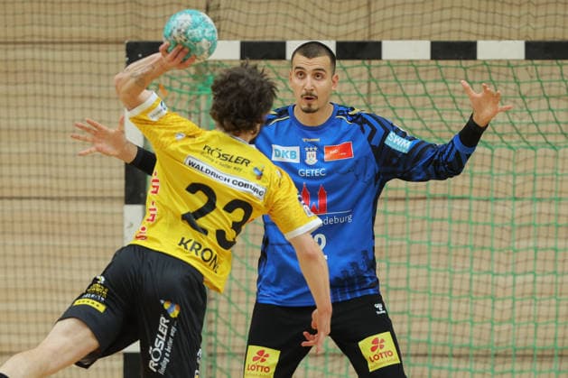 29.07.2026, xtgx, Handball Testspiel, SC Magdeburg - HSC 2000 Coburg v.l. Matej Mandic (Magdeburg, 12) Parade, haelt den Ball, faengt den Ball, pariert Halle *** July 29, 2026, xtgx, Handball Exhibition Game, SC Magdeburg vs. HSC 2000 Coburg, Matej Mandic (Magdeburg), 12 saves, blocks the ball, catches the ball, makes a save in the arena
