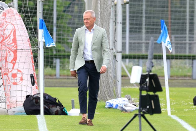 29.07.2026, DEU GER, Fussball , 2.Fussballbundesliga 2026 2027 (im Ligabetrieb zusätzlich: Spieltag, Saison 20xx 20xx), Berliner Olympiastadion, Hertha BSC, Training Dr. Peter Goerlich - Geschaeftsfuehrung 2. Liga: DFB DFL regulations prohibit any use of photographs as image sequences and or quasi-video) Nordphoto Berlin Sportforum Berlin Deutschland *** July 29, 2026, Germany, Soccer, 2026–2027 Bundesliga 2, additional matchday during the regular season, 20xx–20xx season, Berlin Olympic Stadium, Hertha BSC, Training: Dr. Peter Goerlich, Management, 2nd Division, DFB, DFL regulations prohibit any use of photographs as image sequences and or quasi-video, Nordphoto Berlin, Sportforum Berlin, Germany Copyright: xNordphotox xEnglerx