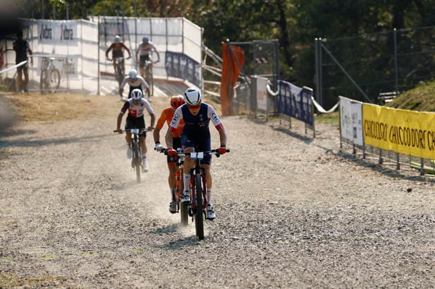 29.07.2026, Monteceneri, Monteceneri, 2026 UEC MTB European Championship, EM, Europameisterschaft XCC Qualifications Men Junior, Noa Filippi 7 (FRA), Daan Bakelaar 3 (NED) and Marwan Barhoumi 21 (SUI) Monteceneri Monteceneri Ticino Switzerland *** July 29, 2026, Monteceneri, Monteceneri, 2026 UEC MTB European Championship XCC Qualifications Men s Junior, Noa Filippi 7 FRA, Daan Bakelaar 3 NED, and Marwan Barhoumi 21 SUI, Monteceneri, Monteceneri, Ticino, Switzerland Copyright: xJustPictures.ch FrancescoxMinghettix jp-en-FrMi-_NG_0755