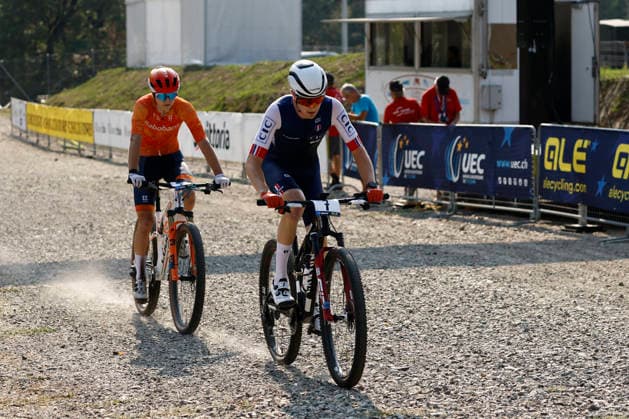 29.07.2026, Monteceneri, Monteceneri, 2026 UEC MTB European Championship, EM, Europameisterschaft XCC Qualifications Men Juniorr, Head 2, Noa Filippi 7 (FRA) and Daan Bakelaar 3 (NED) leading the race Monteceneri Monteceneri Ticino Switzerland *** July 29, 2026, Monteceneri, Monteceneri, 2026 UEC MTB European Championship XCC Qualifications Men s Junior, Heat 2, Noa Filippi (7, FRA) and Daan Bakelaar (3, NED) leading the race in Monteceneri, Monteceneri, Ticino, Switzerland Copyright: xJustPictures.ch FrancescoxMinghettix jp-en-FrMi-_NG_0763