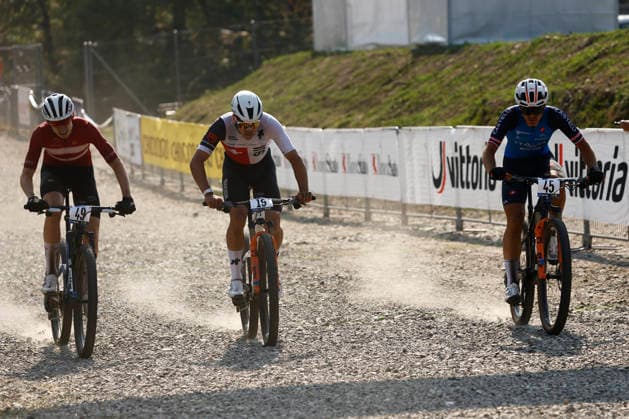 29.07.2026, Monteceneri, Monteceneri, 2026 UEC MTB European Championship, EM, Europameisterschaft XCC Qualifications Men Juniorr, Head 2, Riccardo Fasoli 45 (ITA), Andri Steinmann 19 (SUI) and Gustav Laursen 49 (DEN) Monteceneri Monteceneri Ticino Switzerland *** July 29, 2026, Monteceneri, Monteceneri, 2026 UEC MTB European Championship XCC Qualifications Men s Junior, Head 2, Riccardo Fasoli 45 ITA, Andri Steinmann 19 SUI, and Gustav Laursen 49 DEN, Monteceneri, Monteceneri, Ticino, Switzerland Copyright: xJustPictures.ch FrancescoxMinghettix jp-en-FrMi-_NG_0777