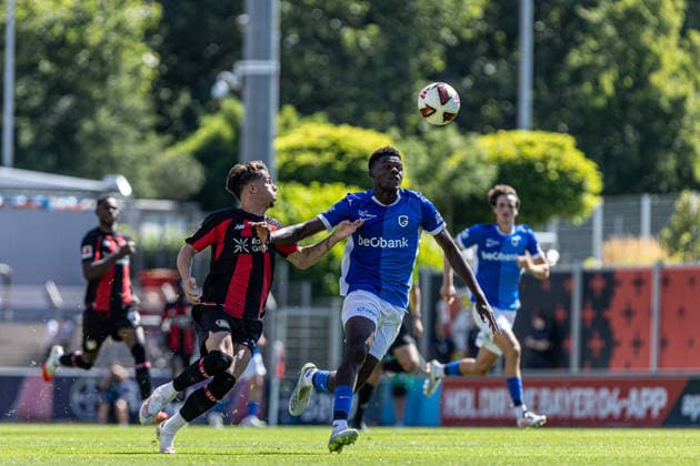 Testspiel: Bayer 04 Leverkusen - KRC Genk; 29.07.2026 Ernest Poku (Bayer 04 Leverkusen, 19), Yira Sor (KRC Genk, 14) Testspiel: Bayer 04 Leverkusen - KRC Genk; Ulrich-Haberland-Stadion, Leverkusen; 29.07.2026 *** Friendly Match: Bayer 04 Leverkusen vs. KRC Genk, July 29, 2026; Ernest Poku, Bayer 04 Leverkusen, 19, Yira Sor, KRC Genk, 14 Friendly Match: Bayer 04 Leverkusen vs. KRC Genk at Ulrich Haberland Stadium, Leverkusen, July 29, 2026 Copyright: xBEAUTIFULxSPORTS Buriakovx