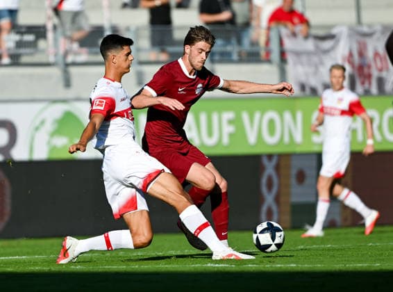 29.07.2026, xpsx, Fussball Testspiel, Kickers Offenbach - VfB Stuttgart v.l. Chema Andres (VfB Stuttgart), Jelle Goselink (Offenbacher Kickers) (DFL DFB REGULATIONS PROHIBIT ANY USE OF PHOTOGRAPHS as IMAGE SEQUENCES and or QUASI-VIDEO) emspor Offenbach *** July 29, 2026, xpsx, Soccer Friendly Match, Kickers Offenbach vs. VfB Stuttgart, featuring Chema Andres (VfB Stuttgart) and Jelle Goselink (Offenbacher Kickers). DFL and DFB regulations prohibit any use of photographs as image sequences and or quasi-video. emspor Offenbach