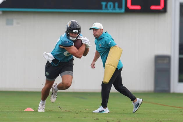 JACKSONVILLE, FL - JULY 29: Jacksonville Jaguars tight end Patrick Herbert (88) works on a drill during training camp on July 29, 2026 at the Miller Electric Center in Jacksonville, Fl. (Photo by David Rosenblum Icon Sportswire) NFL, American Football Herren, USA JUL 29 Jaguars Training Camp EDITORIAL USE ONLY Icon260729224528
