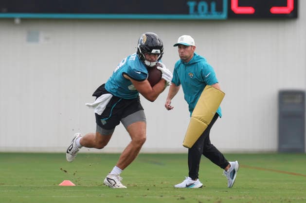 JACKSONVILLE, FL - JULY 29: Jacksonville Jaguars tight end Patrick Herbert (88) works on a drill during training camp on July 29, 2026 at the Miller Electric Center in Jacksonville, Fl. (Photo by David Rosenblum Icon Sportswire) NFL, American Football Herren, USA JUL 29 Jaguars Training Camp EDITORIAL USE ONLY Icon260729224529