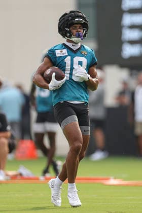 JACKSONVILLE, FL - JULY 29: Jacksonville Jaguars wide receiver CJ Williams (18) works on a drill during training camp on July 29, 2026 at the Miller Electric Center in Jacksonville, Fl. (Photo by David Rosenblum Icon Sportswire) NFL, American Football Herren, USA JUL 29 Jaguars Training Camp EDITORIAL USE ONLY Icon260729224547