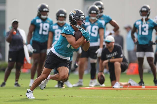 JACKSONVILLE, FL - JULY 29: Jacksonville Jaguars wide receiver Chandler Brayboy (15) works on a drill during training camp on July 29, 2026 at the Miller Electric Center in Jacksonville, Fl. (Photo by David Rosenblum Icon Sportswire) NFL, American Football Herren, USA JUL 29 Jaguars Training Camp EDITORIAL USE ONLY Icon260729224550