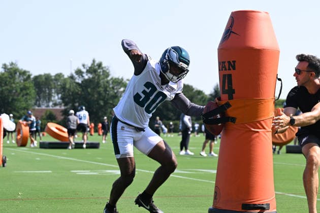 PHILADELPHIA, PA - JULY 29: Philadelphia Eagles defensive back Shaun Wade 30 during the Philadelphia Eagles training camp on July 29th, 2026 at Jefferson Health Training Complex in Philadelphia, PA. (Photo by Terence Lewis Icon Sportswire) NFL, American Football Herren, USA JUL 29 Eagles Training Camp EDITORIAL USE ONLY Icon260729034