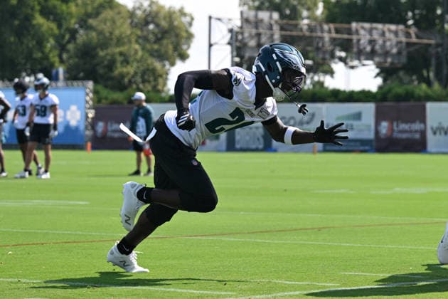 PHILADELPHIA, PA - JULY 29: Philadelphia Eagles safety Andrew Mukuba 24 runs a drill during the Philadelphia Eagles training camp on July 29th, 2026 at Jefferson Health Training Complex in Philadelphia, PA. (Photo by Terence Lewis Icon Sportswire) NFL, American Football Herren, USA JUL 29 Eagles Training Camp EDITORIAL USE ONLY Icon260729035